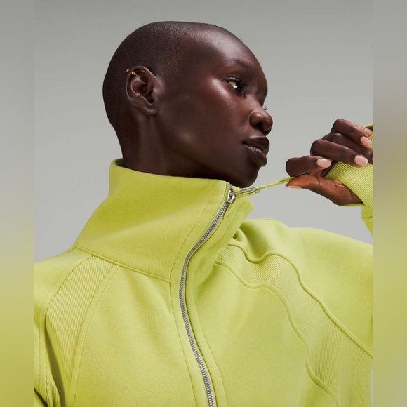 Lululemon Scuba Oversized Funnel Neck Half Zip
Wasabi size XS /S - Picture 4 of 9
